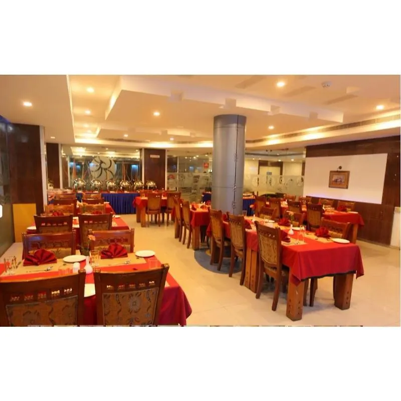 Hotel The Dunes Continental Edapalli