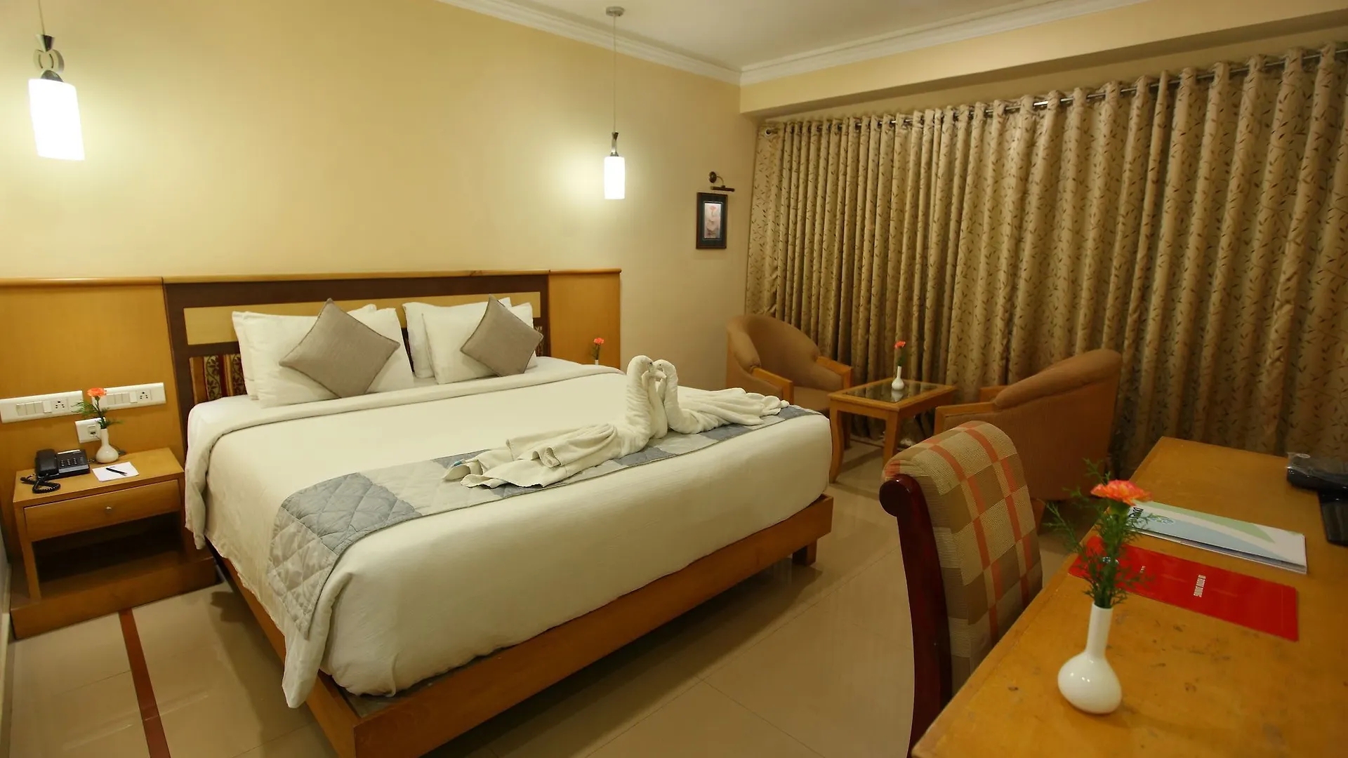 The Dunes Continental Edapalli 3*,