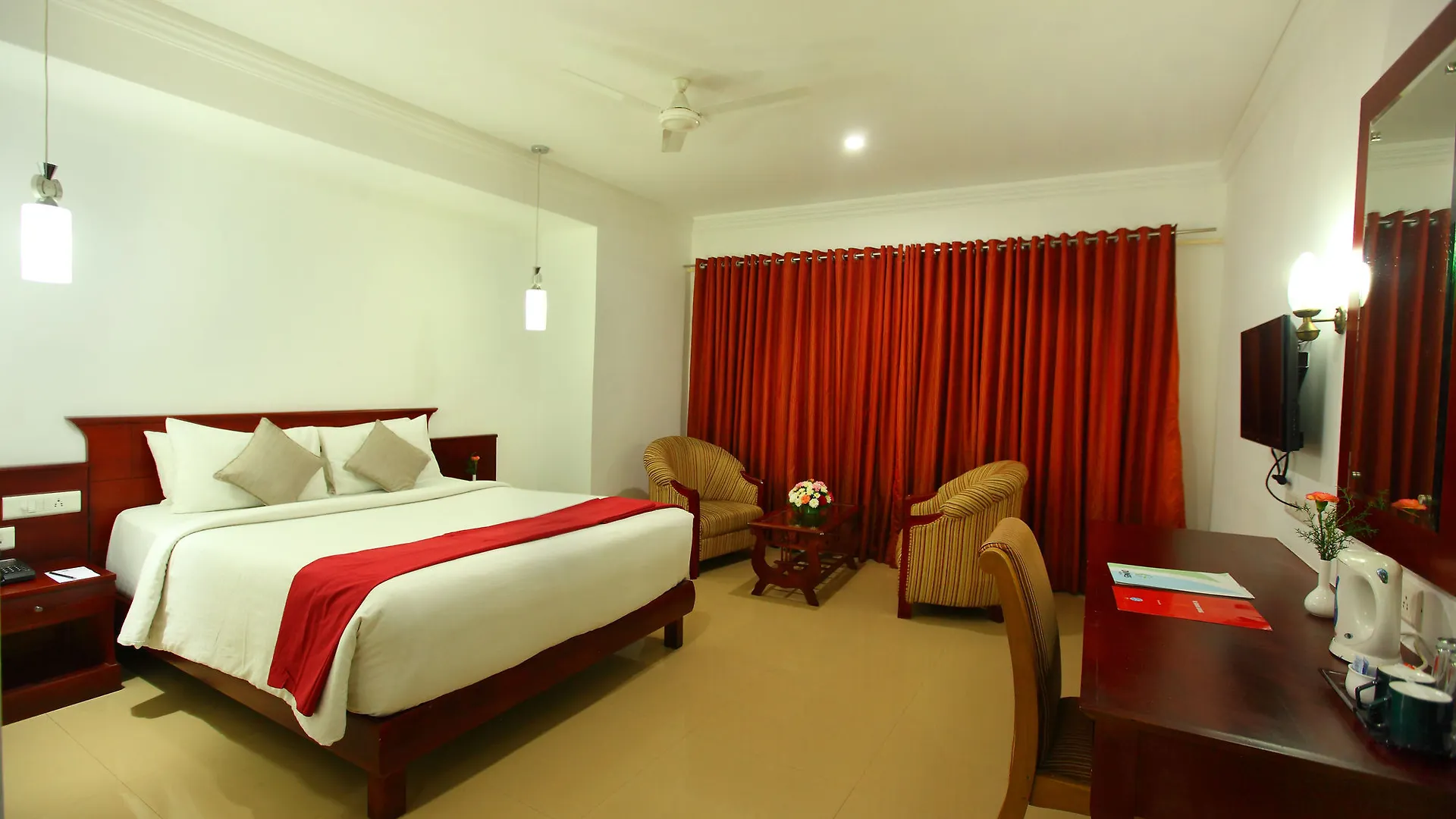 Hotel The Dunes Continental Edapalli