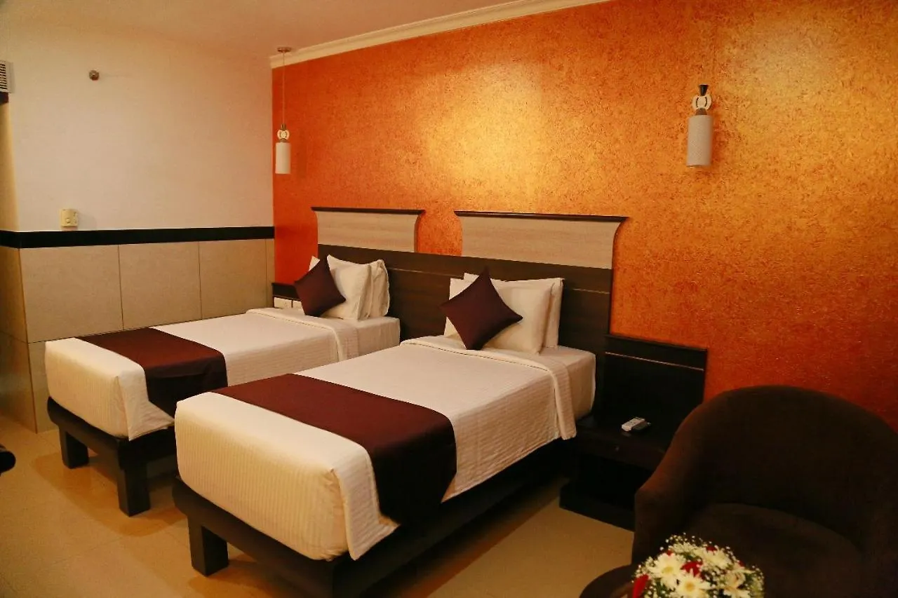 The Dunes Continental Edapalli Hotell